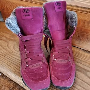 Womens boots